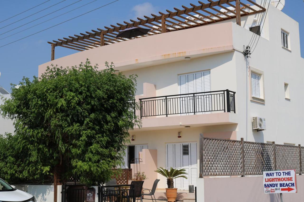 The Paradise Townhouses By Taimoura Paphos Exteriör bild